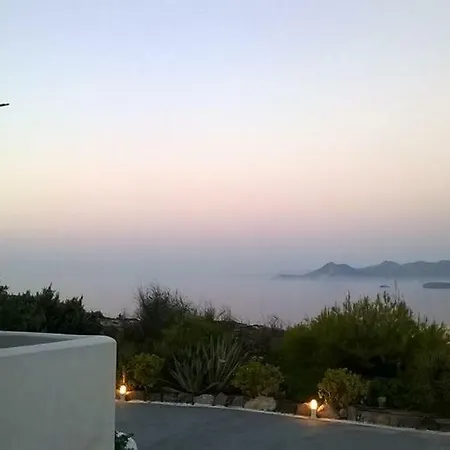 Sarakiniko View