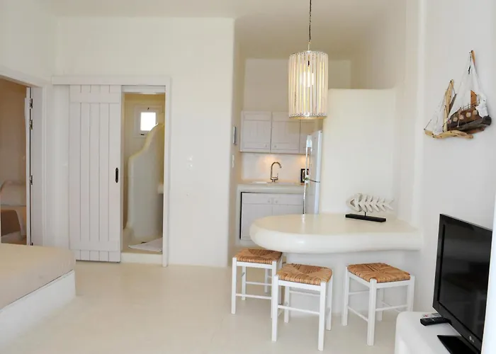 Апартаменты Sarakiniko View Mandrakia